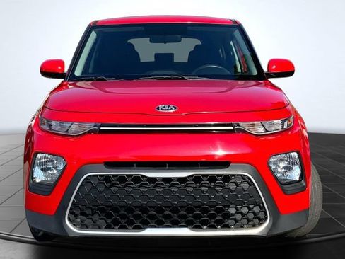 Used 2021 Kia Soul LX FWD image 2