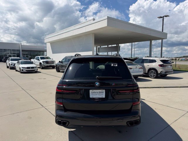 Used 2027 BMW X7 M60i w/ Executive Package AWD/4WD image 7