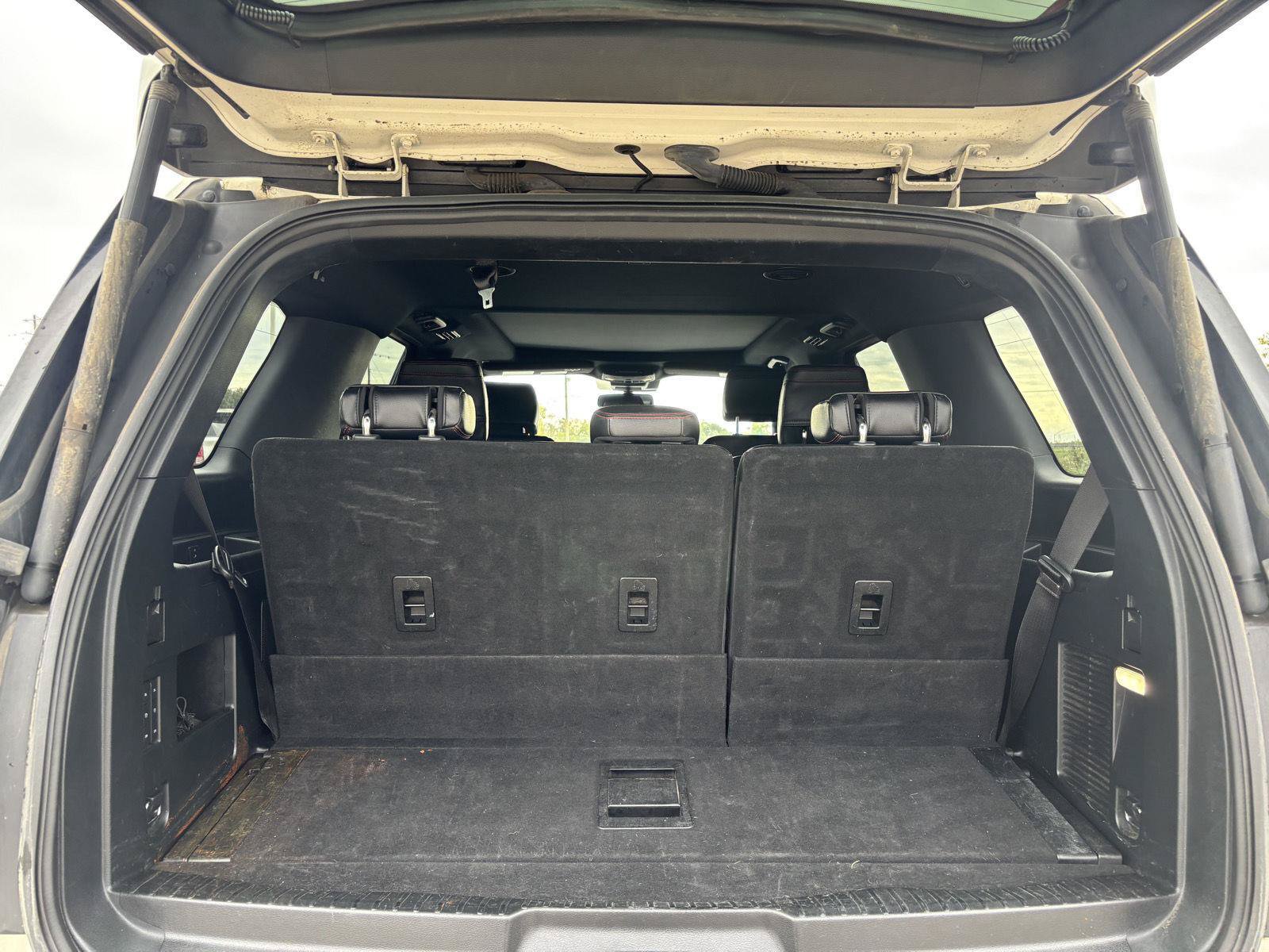 Used 2020 Ford Expedition Limited w/ Equipment Group 303A AWD/4WD image 13
