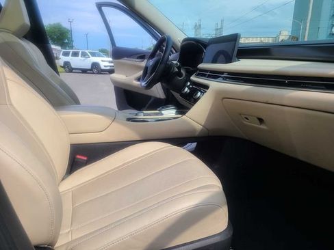 Used 2023 INFINITI QX60 Luxe w/ Performance Audio Package AWD/4WD image 21