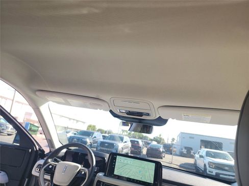 New 2026 Lincoln Aviator Premiere image 24