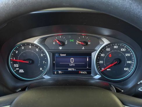 Used 2022 Chevrolet Equinox LT FWD image 10