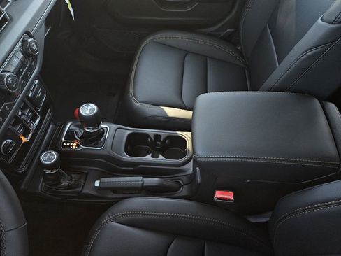 New 2026 Jeep Wrangler Unlimited Sahara image 28