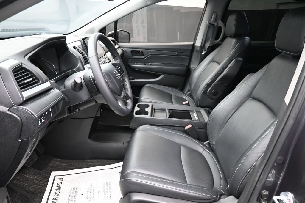 Used 2023 Honda Odyssey EX-L image 11