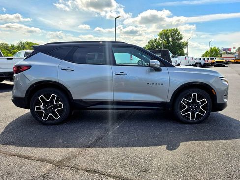 Used 2024 Chevrolet Blazer RS w/ Driver Confidence II Package AWD/4WD image 10