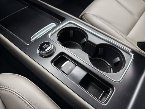 New 2026 Lincoln Corsair Premiere image 14