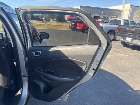 Used 2019 Ford EcoSport SE w/ SE Convenience Package image 22