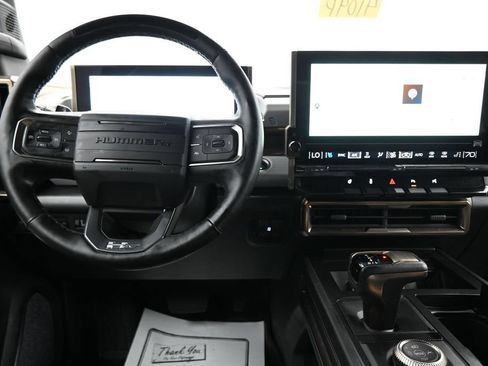 Used 2025 GMC Hummer EV 3X AWD/4WD image 15