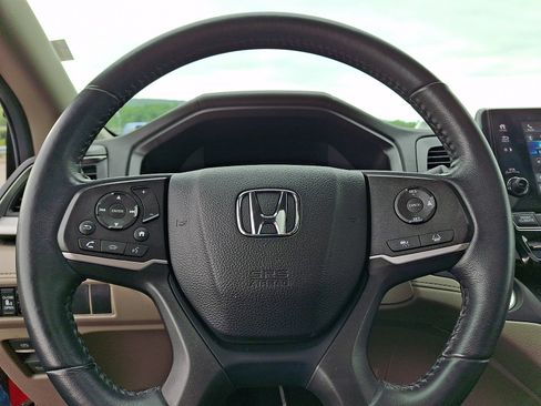 Used 2023 Honda Odyssey EX-L image 21