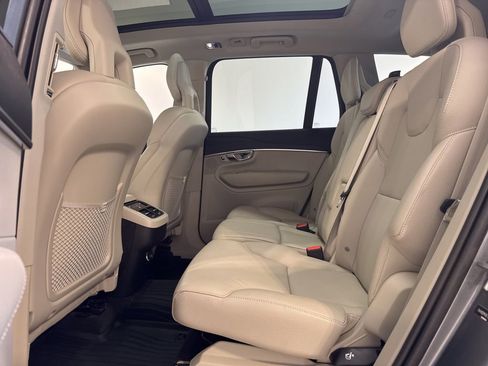 Used 2020 Volvo XC90 T5 Momentum w/ Protection Package AWD/4WD image 22