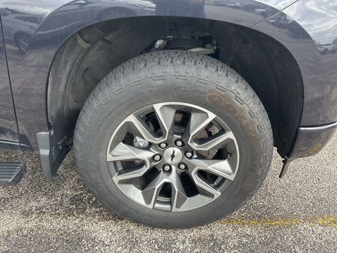 Used 2023 Chevrolet Silverado 1500 RST image 9