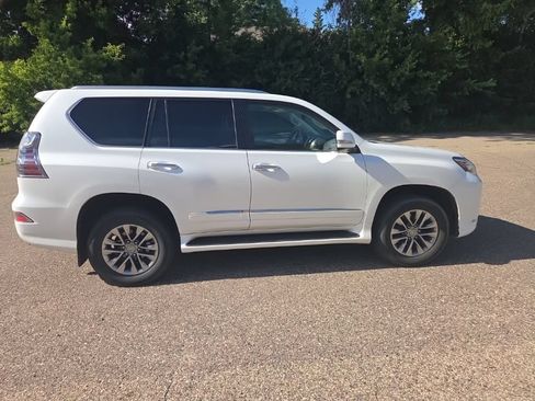 Used 2016 Lexus GX 460 Luxury AWD/4WD image 21