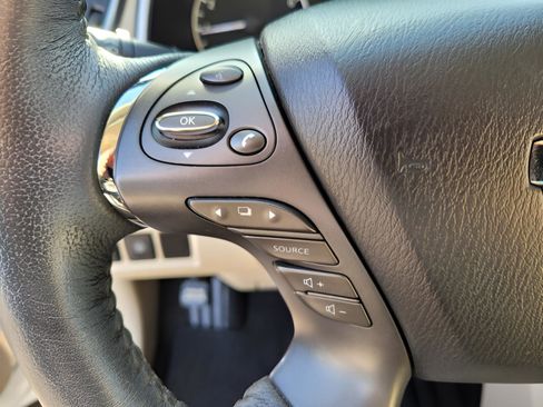 Used 2019 Nissan Murano Platinum image 12