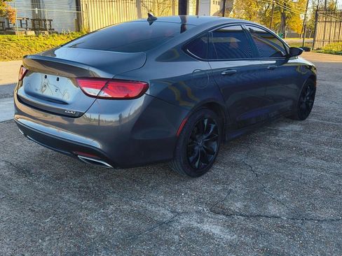 Used 2015 Chrysler 200 S image 5