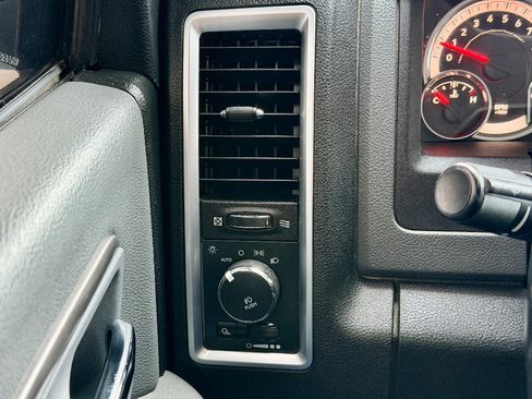 Used 2014 RAM 1500 Big Horn image 6