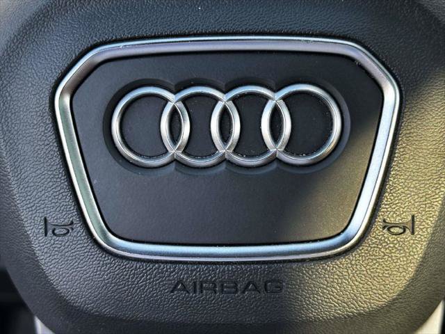 Used 2024 Audi Q3 2.0T Premium w/ Convenience Package AWD/4WD image 24