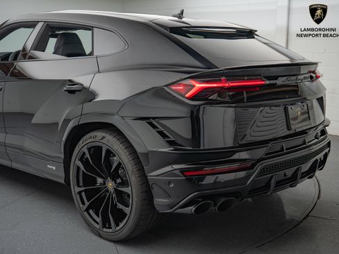 Used 2024 Lamborghini Urus S image 14