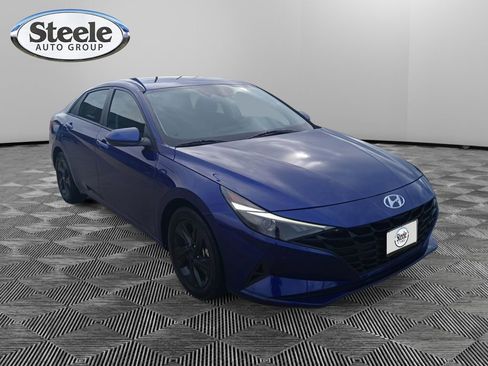 Used 2022 Hyundai Elantra Blue w/ Cargo Package image 7