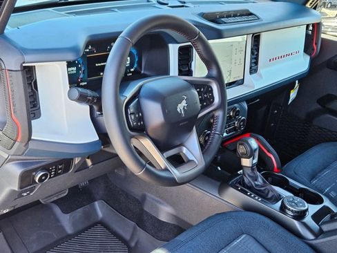 New 2025 Ford Bronco Heritage Edition image 3