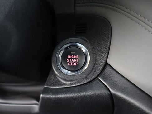 Used 2023 Subaru Outback Premium AWD/4WD image 37