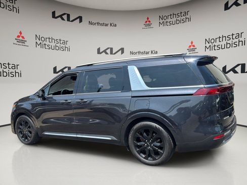 Used 2024 Kia Carnival SX FWD image 3