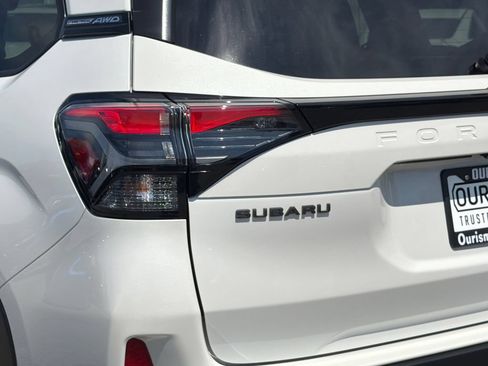 New 2026 Subaru Forester Premium AWD/4WD image 5