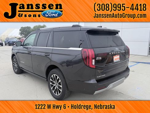 Used 2025 Ford Expedition Platinum AWD/4WD image 8