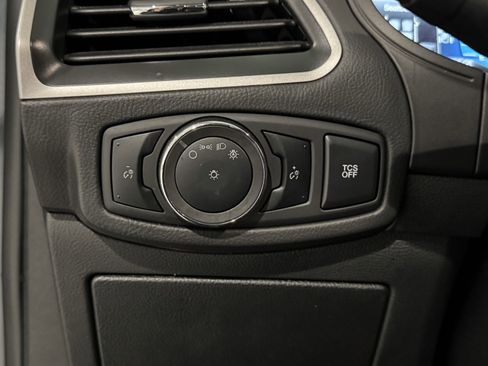 Used 2024 Ford Edge SEL image 29