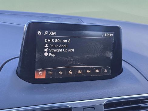 Used 2017 MAZDA MAZDA3 Grand Touring image 26