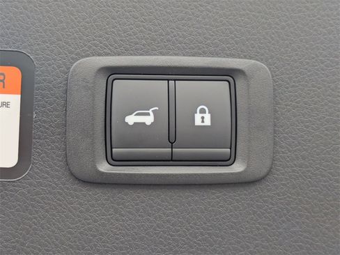 New 2025 Mitsubishi Eclipse Cross AWD image 13