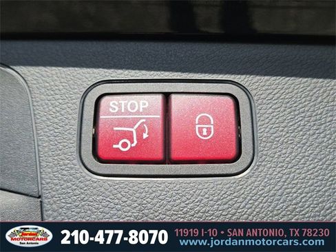 Used 2021 Mercedes-Benz GLC 300 GLC 300 image 33