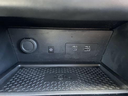 Used 2023 Nissan Pathfinder SL image 34