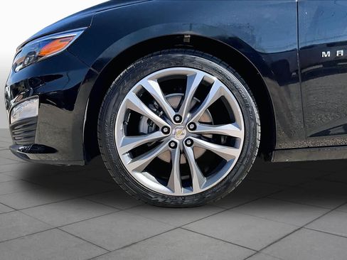 Used 2025 Chevrolet Malibu LT FWD image 11