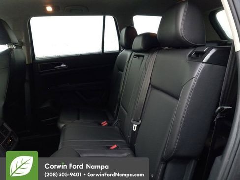 Used 2018 Volkswagen Atlas SEL image 25