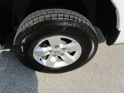 Used 2023 RAM 1500 Classic SLT w/ Trailer & Traction Group image 10