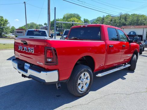 Used 2026 RAM 2500 Big Horn AWD/4WD image 4