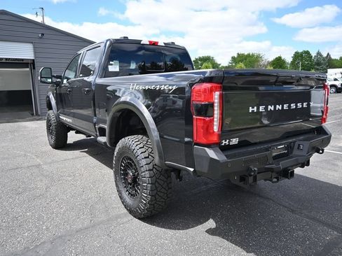 New 2026 Ford F250 Lariat w/ Black Appearance Package AWD/4WD image 14