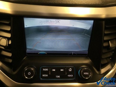 Used 2019 GMC Acadia SLT image 52