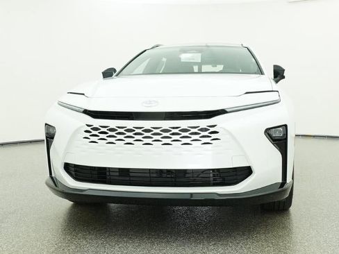 New 2026 Toyota Crown Signia AWD/4WD image 31