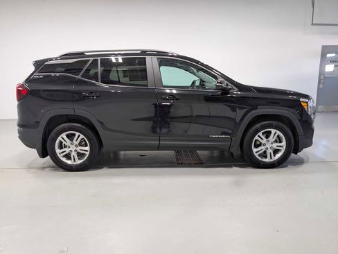 Used 2022 GMC Terrain SLE w/ Driver Convenience Package AWD/4WD image 7