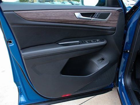 New 2026 Volkswagen Atlas SEL image 12