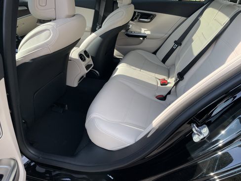 New 2026 Mercedes-Benz C 300 Sedan image 36