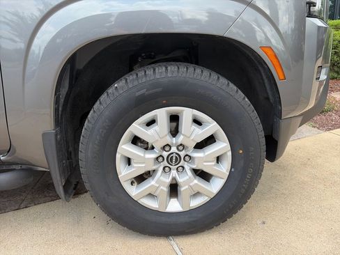 Used 2022 Nissan Frontier SV RWD image 15