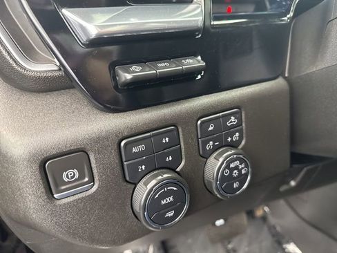 Used 2024 Chevrolet Silverado 3500 LTZ w/ LTZ Convenience Package image 28