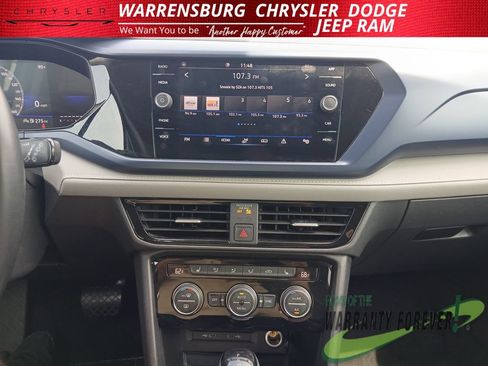 Used 2024 Volkswagen Taos SE FWD image 22