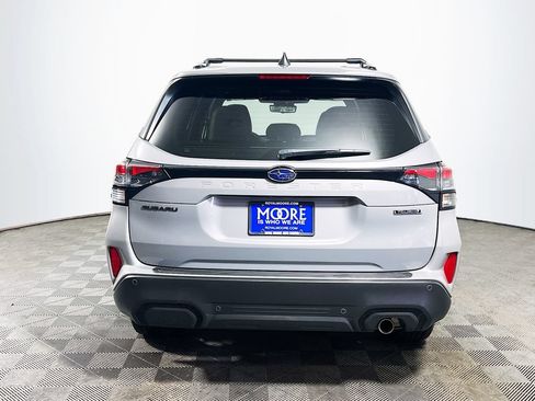 Certified 2025 Subaru Forester Touring w/ Popular Package - Touring AWD/4WD image 6