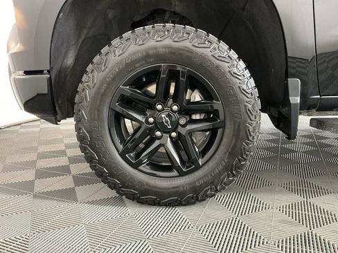 Used 2024 Chevrolet Silverado 1500 Custom Trail Boss w/ LPO, Dark Essentials Package AWD/4WD image 26