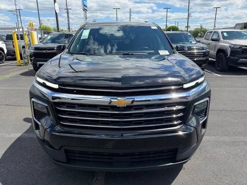 New 2026 Chevrolet Traverse LT w/ Enhanced Driving Package AWD/4WD image 2