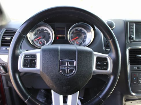 Used 2019 Dodge Grand Caravan GT image 13