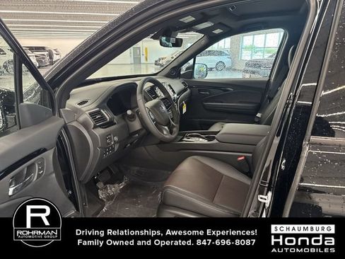 New 2026 Honda Ridgeline Black Edition image 4
